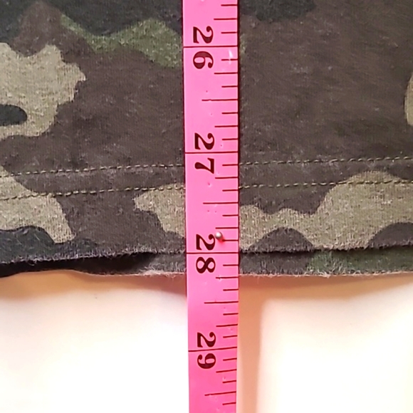 Colours By Alexander Julian Stretch Knit Front Pocket Camo Tee Men's Size Large - Picture 11 of 11